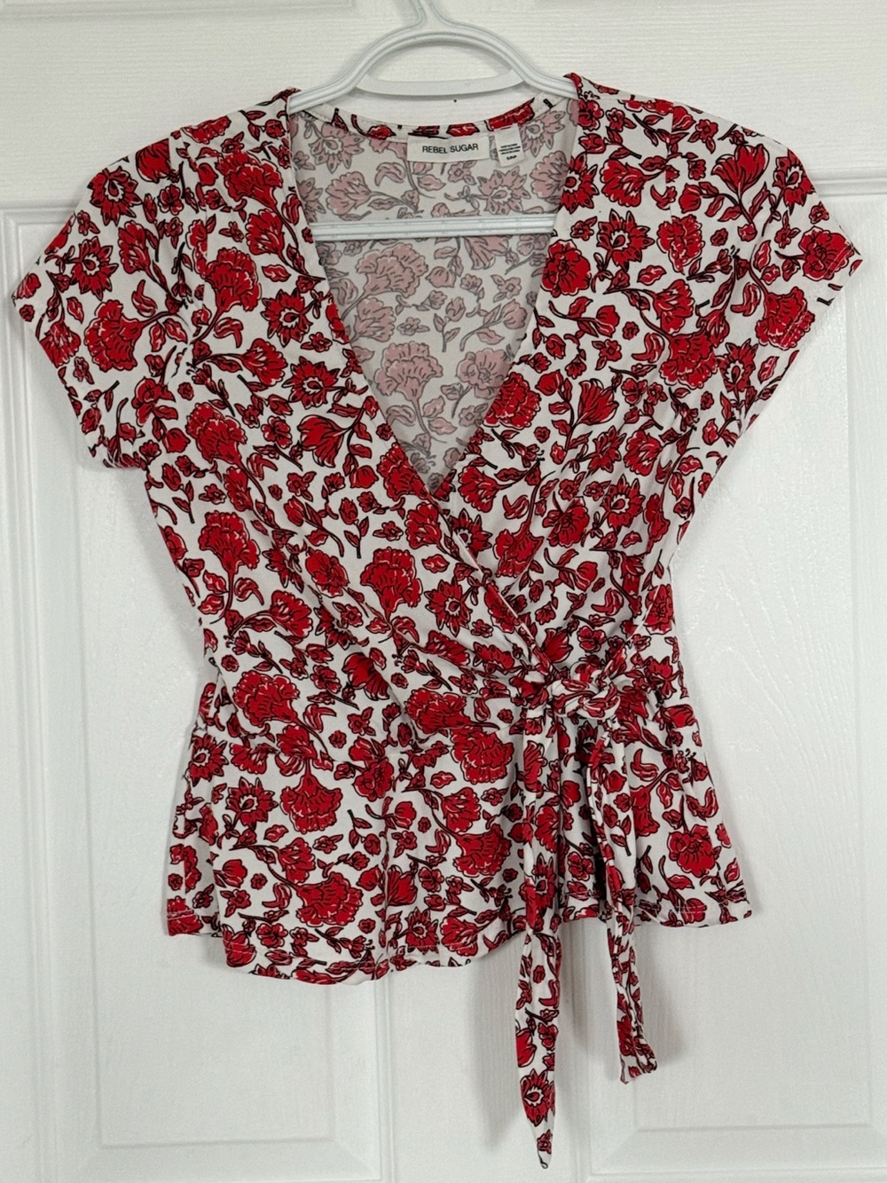 Rebel Sugar White and Red Floral Wrap Top